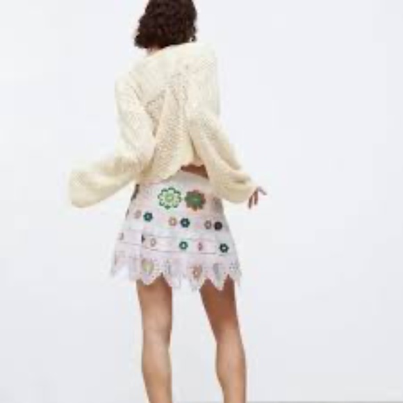 NEW Zara embroidered skirt skort cotton eyelet lace XS - Picture 3 of 4